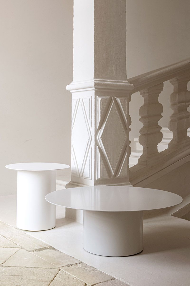 Bout de canapé rond métal, design Laurence du Tilly, couleur sur-mesure